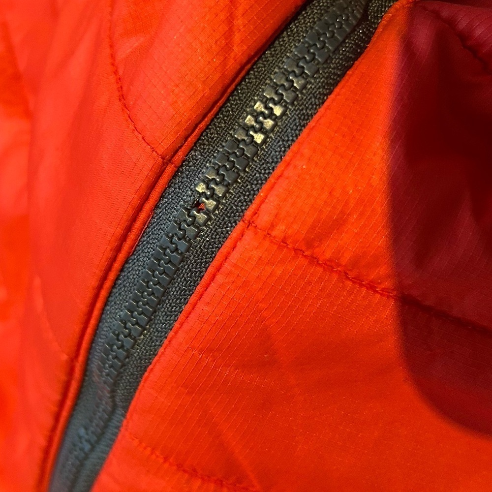 LL Bean Light Puffer Jacket - Picture 8 of 8